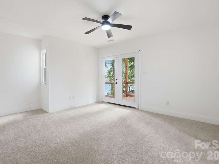 7015 Chelsea Day Lane, Tega Cay, SC 29708.  MLS# CAR4372291, YatesRealty ID 21758. 
