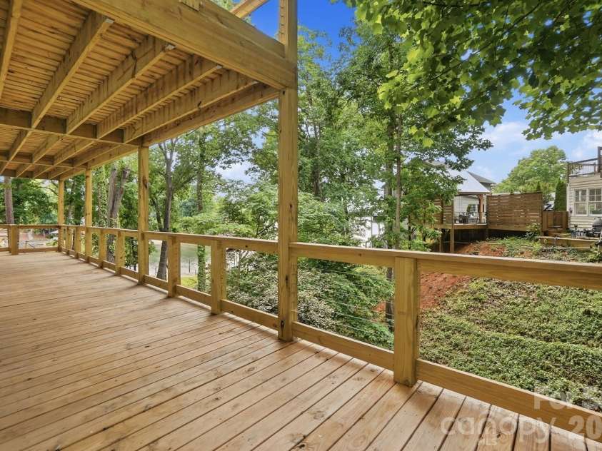 7015 Chelsea Day Lane, Tega Cay, SC 29708.  MLS# CAR4372291, YatesRealty ID 21758. 