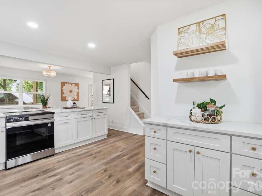 7015 Chelsea Day Lane, Tega Cay, SC 29708.  MLS# CAR4372291, YatesRealty ID 21758. Kitchen also features a coffee bar, adding extra functionality for your morning routine.
