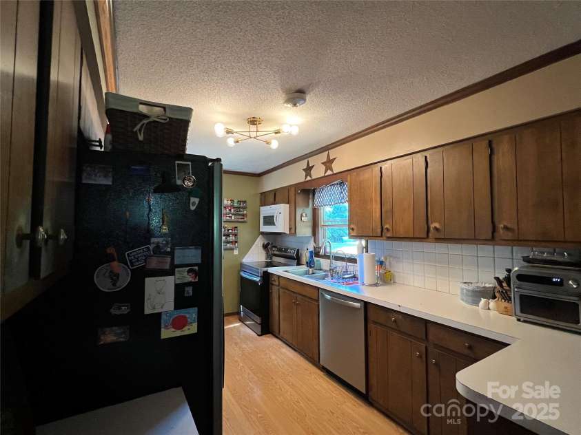 33611 Mann Road, Albemarle, NC 28001.  MLS# CAR4247905, YatesRealty ID 21759. 