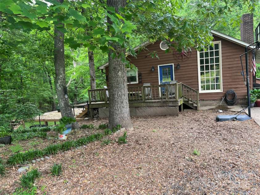 33611 Mann Road, Albemarle, NC 28001.  MLS# CAR4247905, YatesRealty ID 21759. Front of house