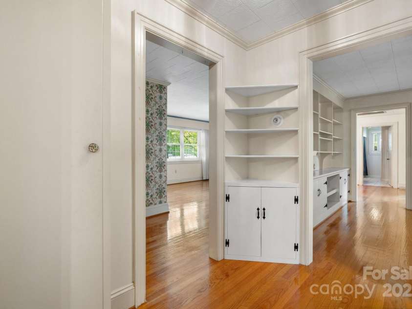 4002 Hickory Boulevard, Granite Falls, NC 28630.  MLS# CAR4265379, YatesRealty ID 2176. 