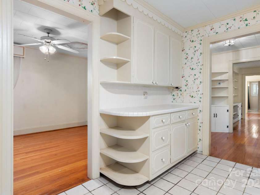 4002 Hickory Boulevard, Granite Falls, NC 28630.  MLS# CAR4265379, YatesRealty ID 2176. 