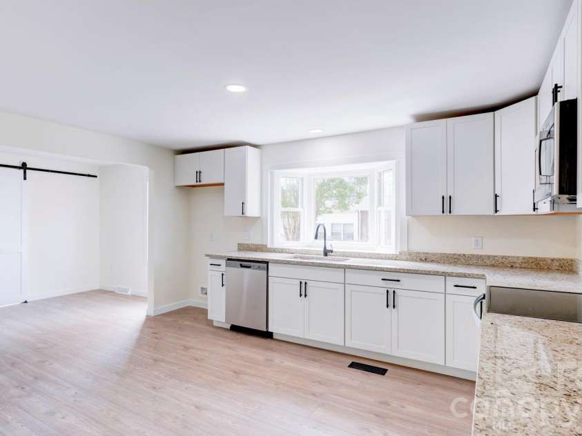 1900 Linda Avenue, Kannapolis, NC 28083.  MLS# CAR4369376, YatesRealty ID 21760. 