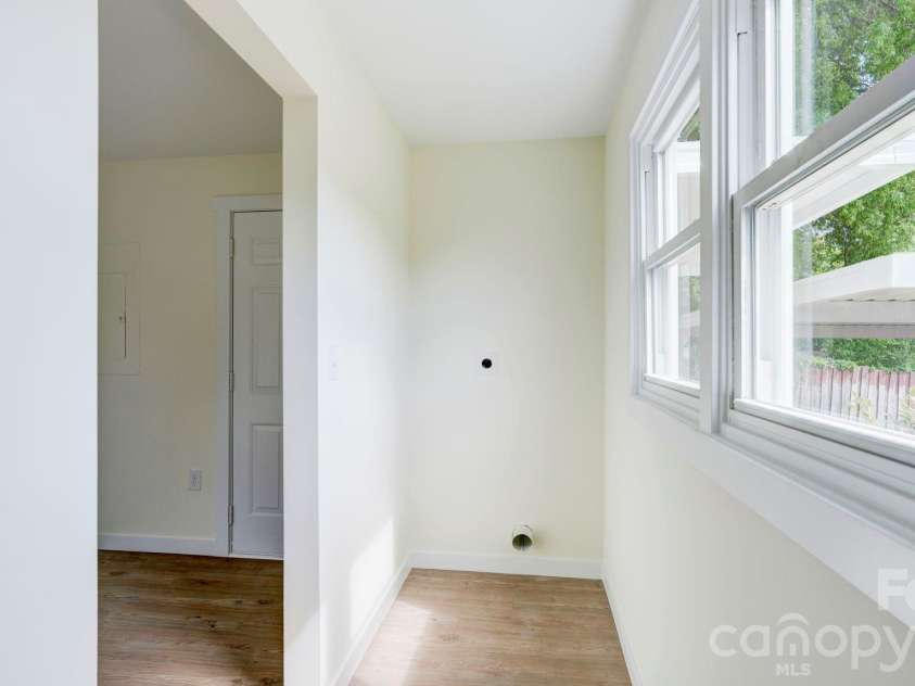 1900 Linda Avenue, Kannapolis, NC 28083.  MLS# CAR4369376, YatesRealty ID 21760. 