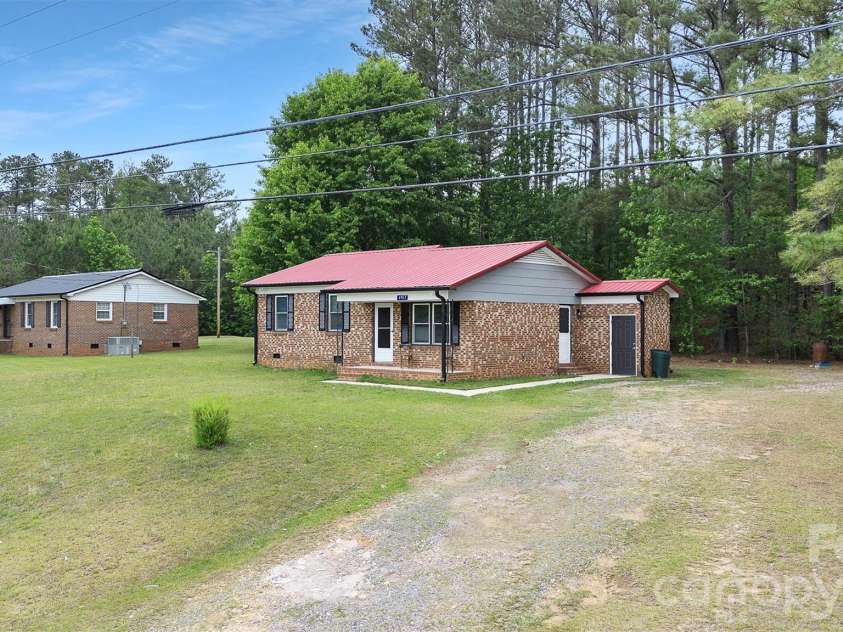 6957 Vintage Road, Lilesville, NC 28091.  MLS# CAR4376818, YatesRealty ID 21762. 
