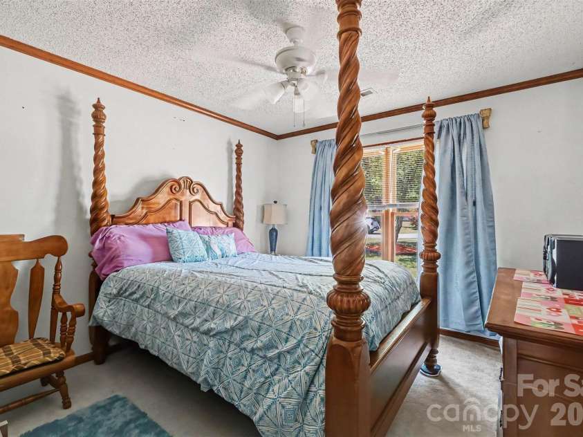 11125 Pinetta Lane, Charlotte, NC 28262.  MLS# CAR4376242, YatesRealty ID 21763. 