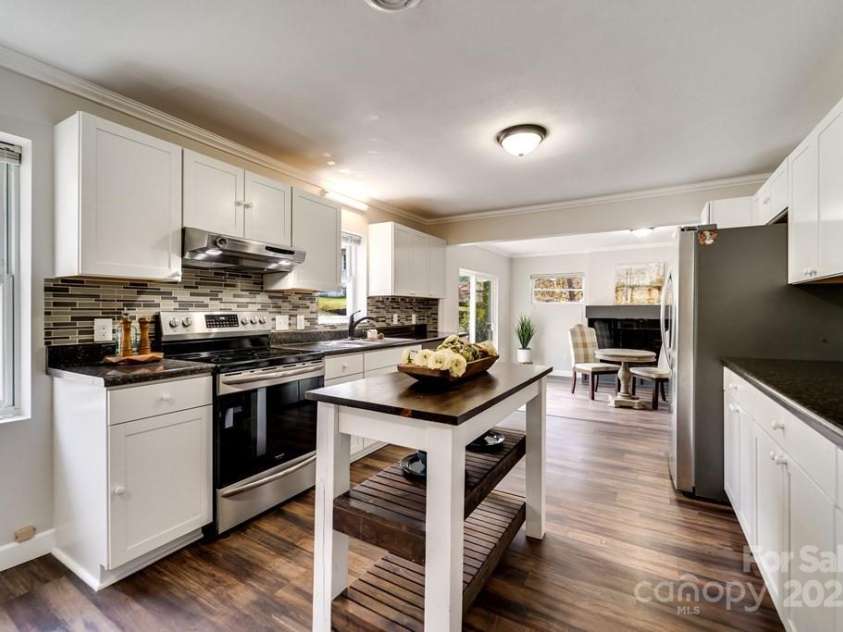 389 Hospital Road, Sylva, NC 28779.  MLS# CAR4235370, YatesRealty ID 21765. 