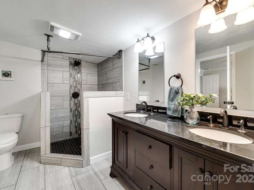 389 Hospital Road, Sylva, NC 28779.  MLS# CAR4235370, YatesRealty ID 21765. 