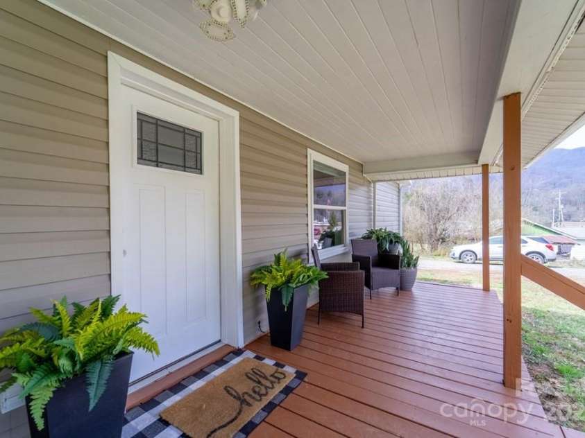 389 Hospital Road, Sylva, NC 28779.  MLS# CAR4235370, YatesRealty ID 21765. 