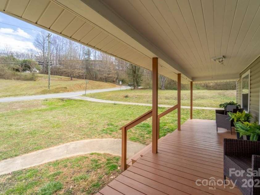 389 Hospital Road, Sylva, NC 28779.  MLS# CAR4235370, YatesRealty ID 21765. 