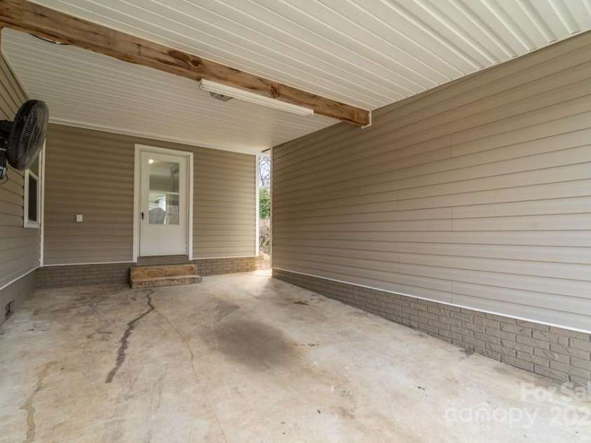 389 Hospital Road, Sylva, NC 28779.  MLS# CAR4235370, YatesRealty ID 21765. 