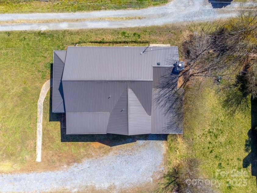 389 Hospital Road, Sylva, NC 28779.  MLS# CAR4235370, YatesRealty ID 21765. 