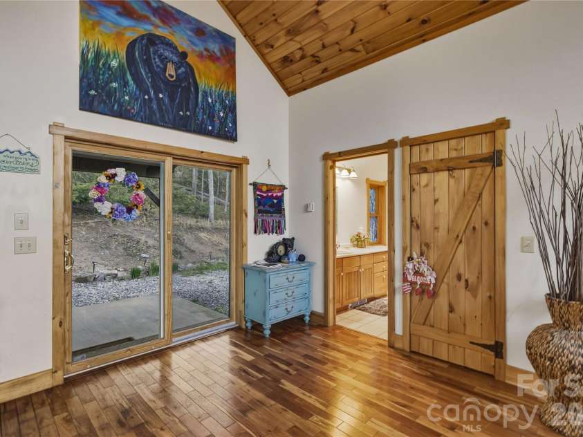 163 Bear Track Lane, Vilas, NC 28692.  MLS# CAR4354106, YatesRealty ID 21766. 