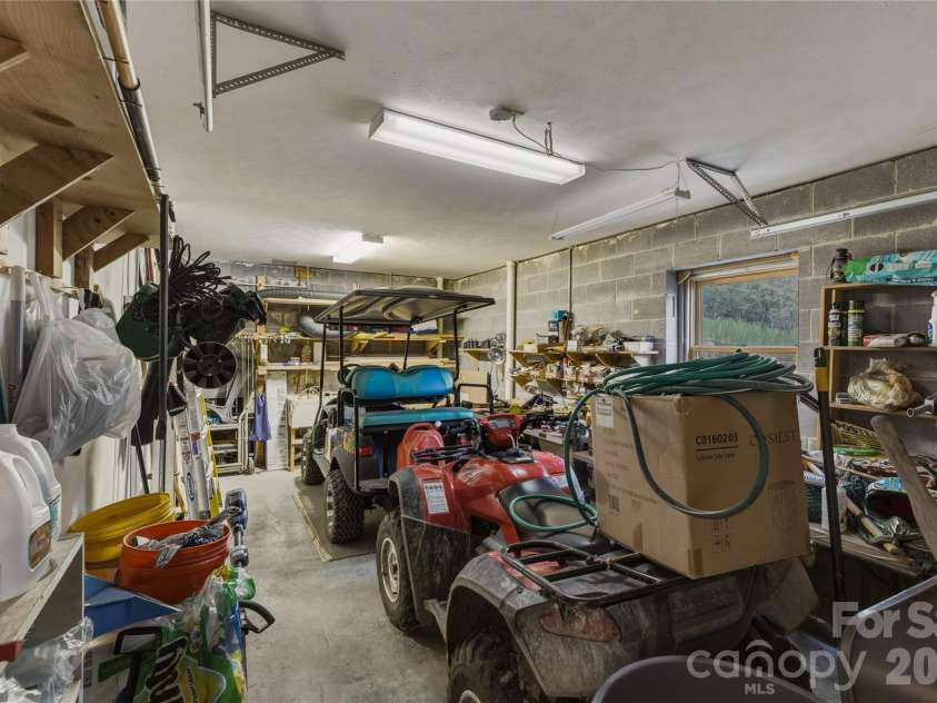 163 Bear Track Lane, Vilas, NC 28692.  MLS# CAR4354106, YatesRealty ID 21766. 