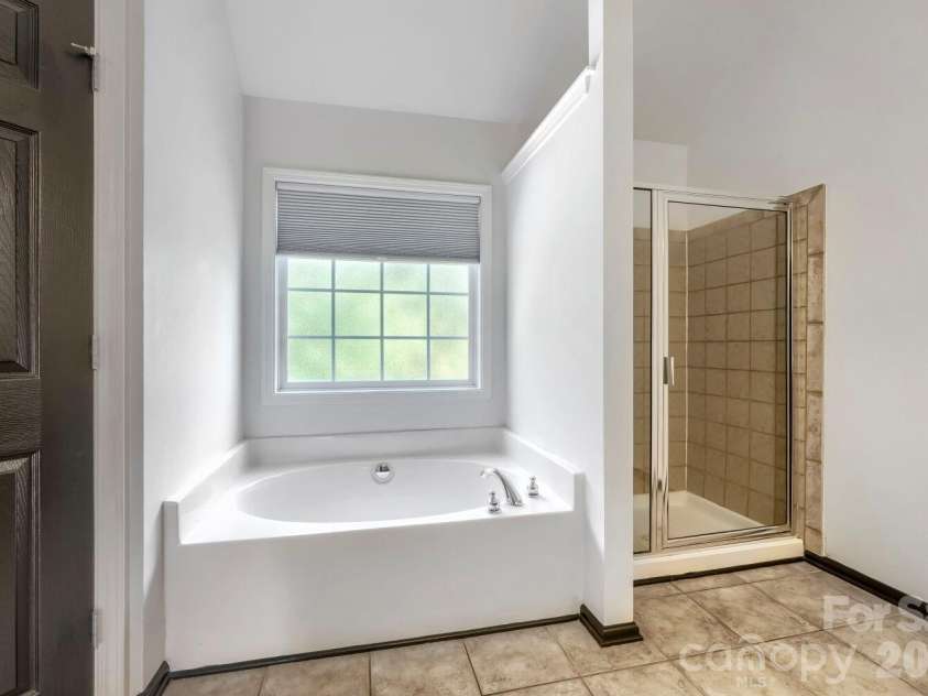 108 Runningdeer Drive, Mooresville, NC 28117.  MLS# CAR4377206, YatesRealty ID 21767. 