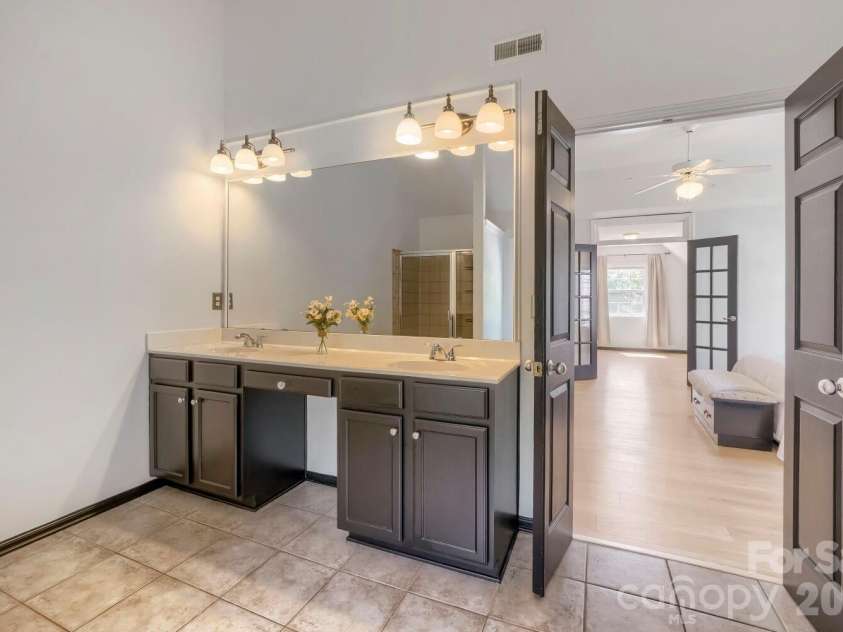 108 Runningdeer Drive, Mooresville, NC 28117.  MLS# CAR4377206, YatesRealty ID 21767. 
