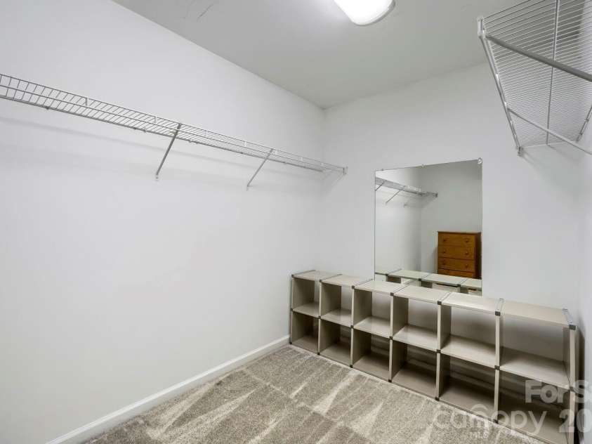 108 Runningdeer Drive, Mooresville, NC 28117.  MLS# CAR4377206, YatesRealty ID 21767. 