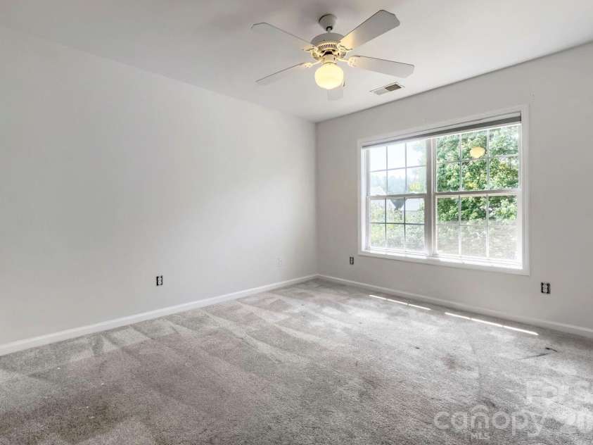 108 Runningdeer Drive, Mooresville, NC 28117.  MLS# CAR4377206, YatesRealty ID 21767. 