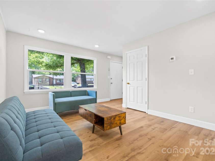 1053 Stoneybrook Lane, Rock Hill, SC 29730.  MLS# CAR4250121, YatesRealty ID 21768. 