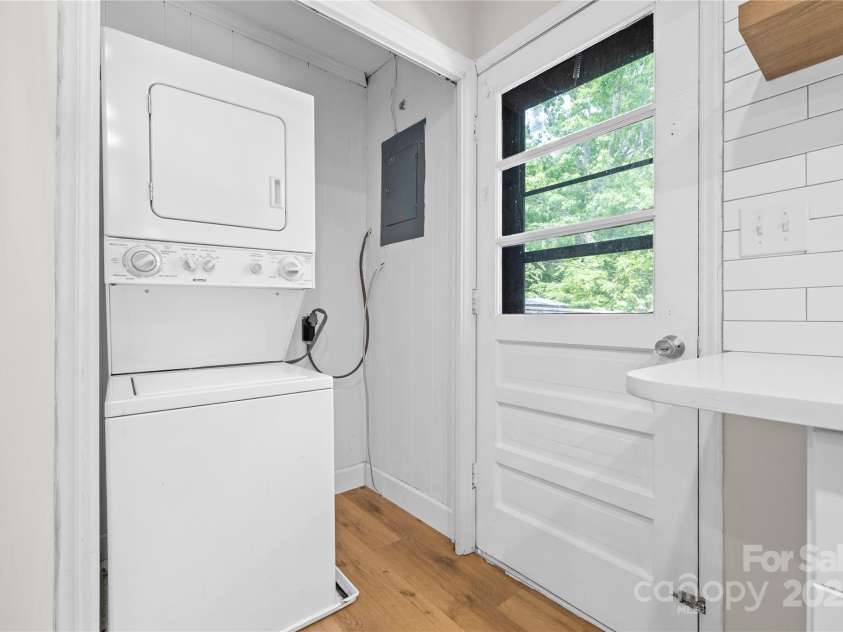 1053 Stoneybrook Lane, Rock Hill, SC 29730.  MLS# CAR4250121, YatesRealty ID 21768. 