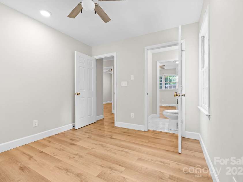 1053 Stoneybrook Lane, Rock Hill, SC 29730.  MLS# CAR4250121, YatesRealty ID 21768. 