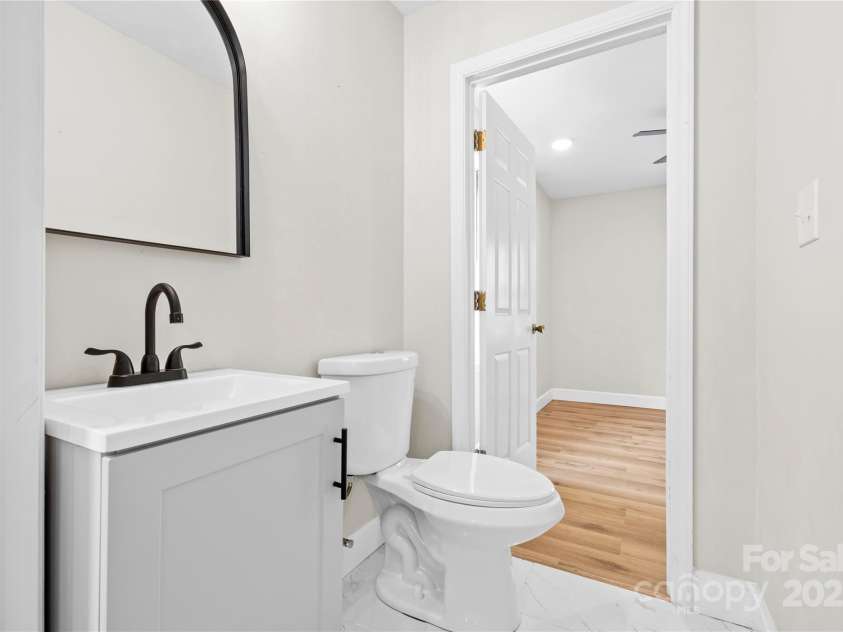 1053 Stoneybrook Lane, Rock Hill, SC 29730.  MLS# CAR4250121, YatesRealty ID 21768. 