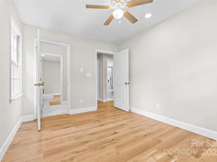 1053 Stoneybrook Lane, Rock Hill, SC 29730.  MLS# CAR4250121, YatesRealty ID 21768. 