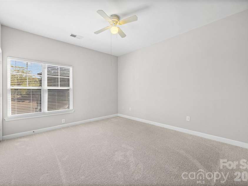 16458 Redstone Mountain Lane, Charlotte, NC 28277.  MLS# CAR4373403, YatesRealty ID 21769. 