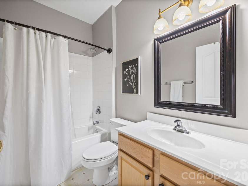 16458 Redstone Mountain Lane, Charlotte, NC 28277.  MLS# CAR4373403, YatesRealty ID 21769. 