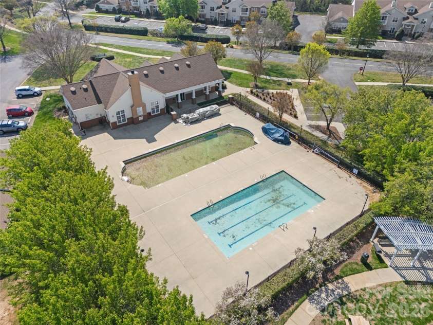 16458 Redstone Mountain Lane, Charlotte, NC 28277.  MLS# CAR4373403, YatesRealty ID 21769. 