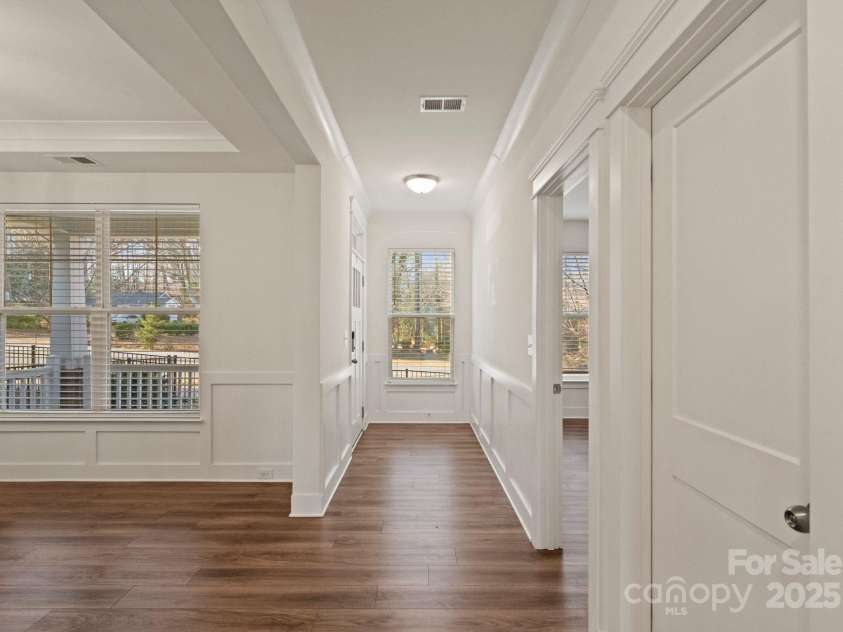 619 R L Stowe Road, Belmont, NC 28012.  MLS# CAR4329800, YatesRealty ID 2177. Front entryway