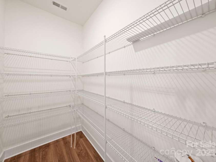 619 R L Stowe Road, Belmont, NC 28012.  MLS# CAR4329800, YatesRealty ID 2177. Walk-in Pantry