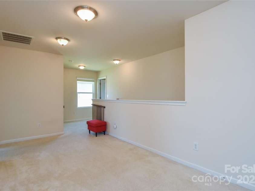 173 Glastonbury Drive, Mooresville, NC 28115.  MLS# CAR4227543, YatesRealty ID 21770. 
