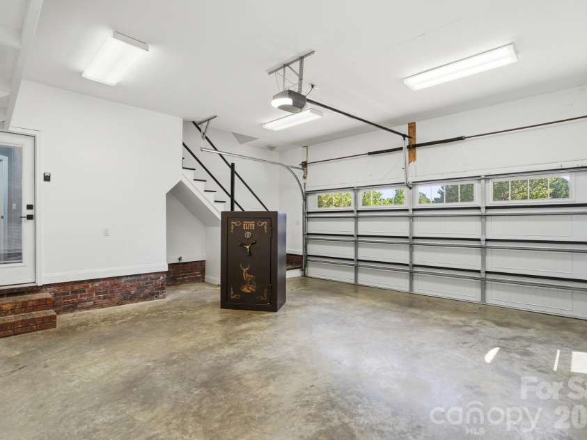 4812 Austin Road, Monroe, NC 28112.  MLS# CAR4377545, YatesRealty ID 21770. 