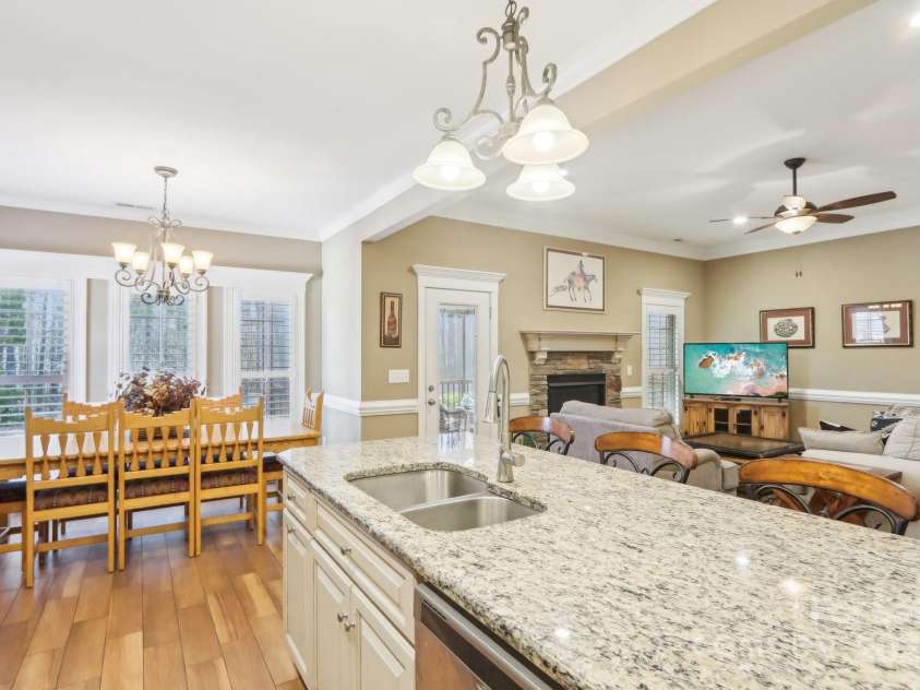 304 Wintergreen Court, Kings Mountain, NC 28086.  MLS# CAR4241325, YatesRealty ID 21771. 