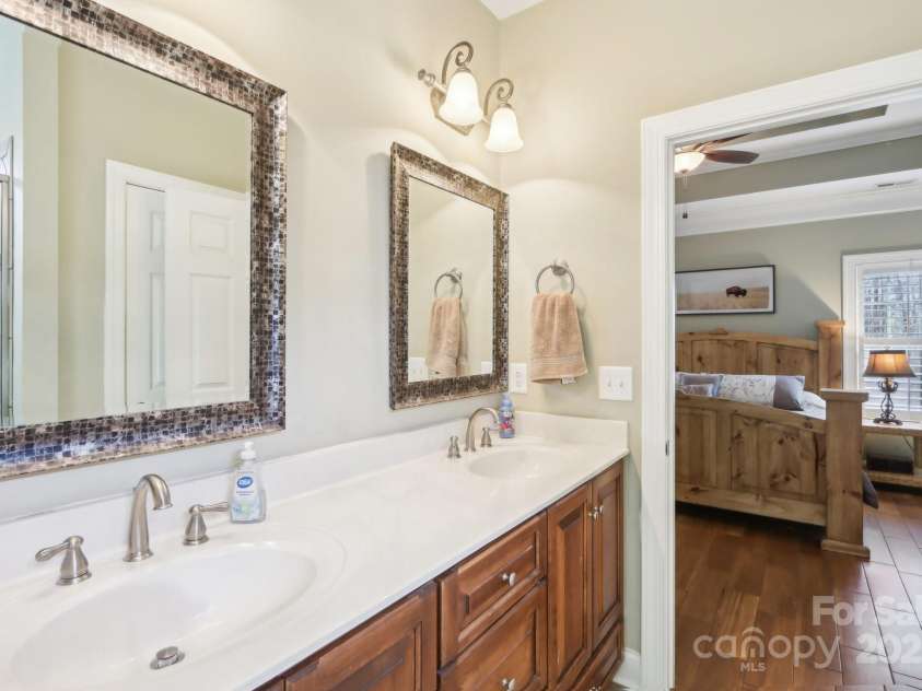 304 Wintergreen Court, Kings Mountain, NC 28086.  MLS# CAR4241325, YatesRealty ID 21771. 