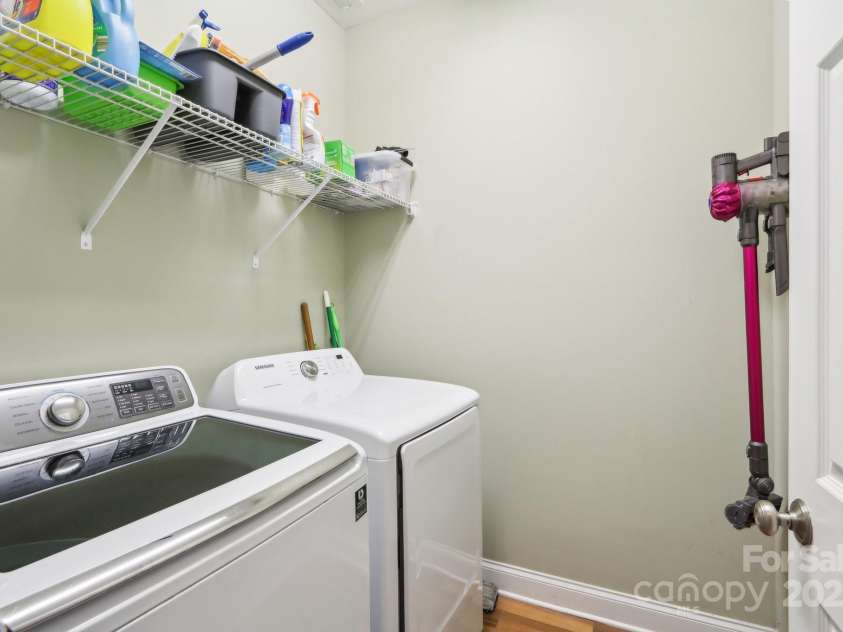 304 Wintergreen Court, Kings Mountain, NC 28086.  MLS# CAR4241325, YatesRealty ID 21771. 