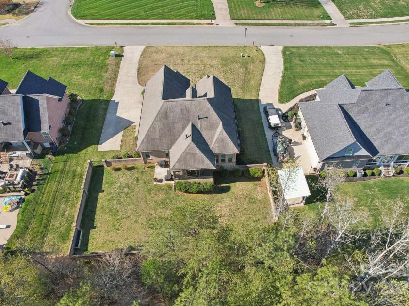 304 Wintergreen Court, Kings Mountain, NC 28086.  MLS# CAR4241325, YatesRealty ID 21771. 