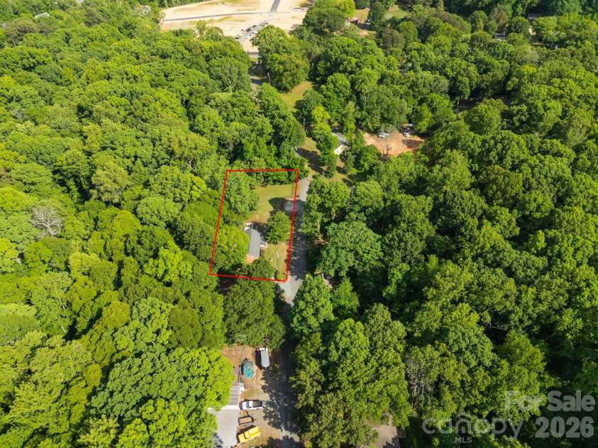 6517 Riverine Drive, Charlotte, NC 28216.  MLS# CAR4374862, YatesRealty ID 21771. 