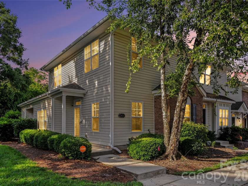 11431 Savannah Creek Drive, Charlotte, NC 28273.  MLS# CAR4377551, YatesRealty ID 21772. 