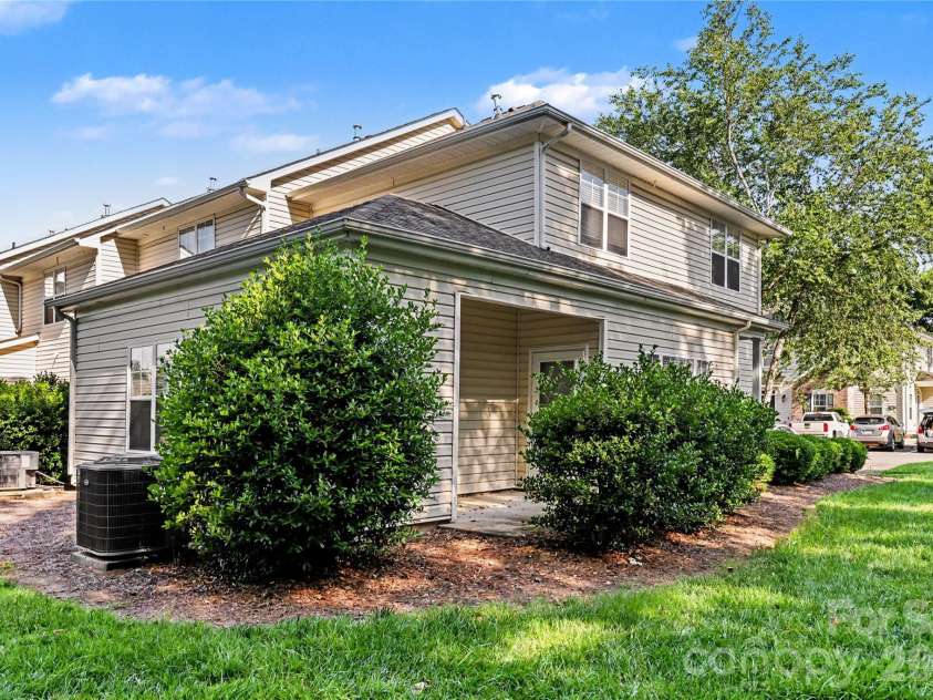 11431 Savannah Creek Drive, Charlotte, NC 28273.  MLS# CAR4377551, YatesRealty ID 21772. 