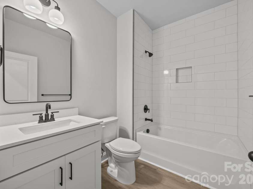 175 Eagle Drive, Salisbury, NC 28144.  MLS# CAR4364215, YatesRealty ID 21773. Bathroom