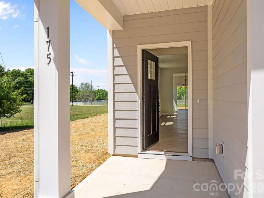 175 Eagle Drive, Salisbury, NC 28144.  MLS# CAR4364215, YatesRealty ID 21773. Entry
