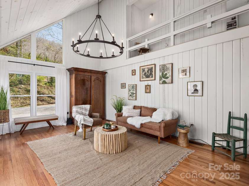 1469 Old Fort Road, Fairview, NC 28730.  MLS# CAR4240790, YatesRealty ID 21774. Hard wood floors and paneled walls bring texture throughout the home