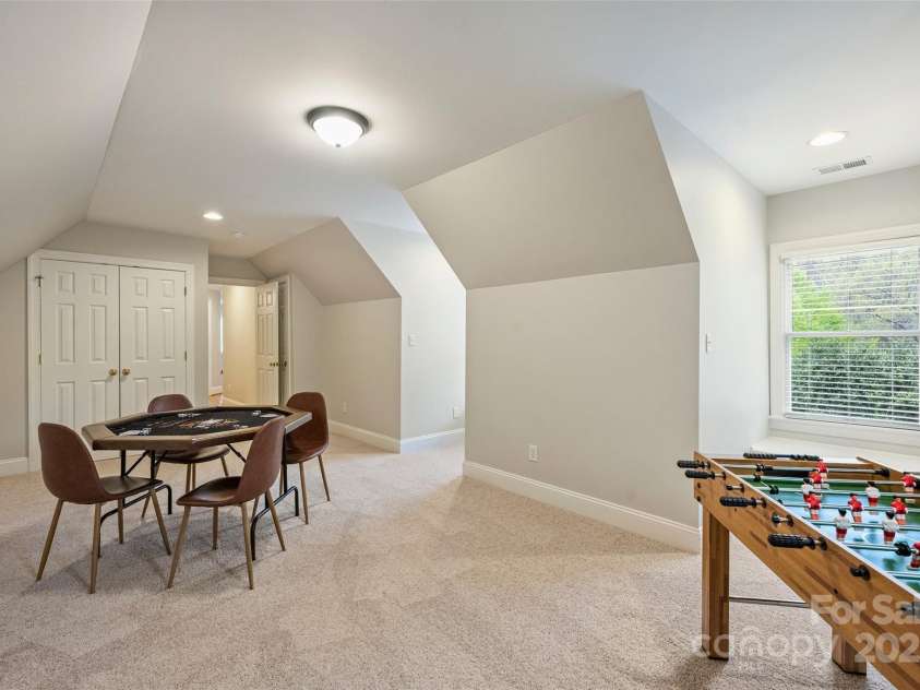 272 Harbor Ridge Drive, Statesville, NC 28677.  MLS# CAR4245660, YatesRealty ID 21775. 