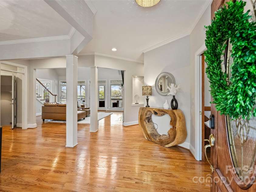 272 Harbor Ridge Drive, Statesville, NC 28677.  MLS# CAR4245660, YatesRealty ID 21775. Welcome in to 272 Harbor Ridge Drive