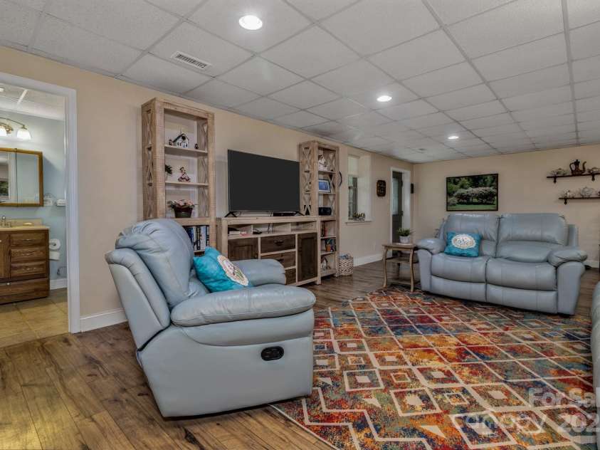 2790 Twin Oaks Drive, Morganton, NC 28655.  MLS# CAR4267085, YatesRealty ID 21778. 