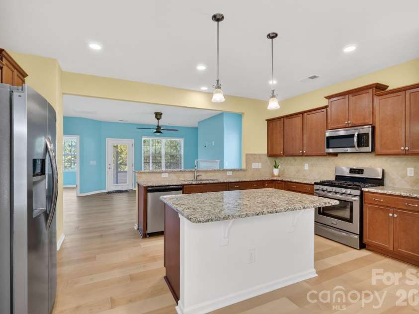 418 Brier Knob Drive, Fort Mill, SC 29715.  MLS# CAR4378773, YatesRealty ID 21778. 