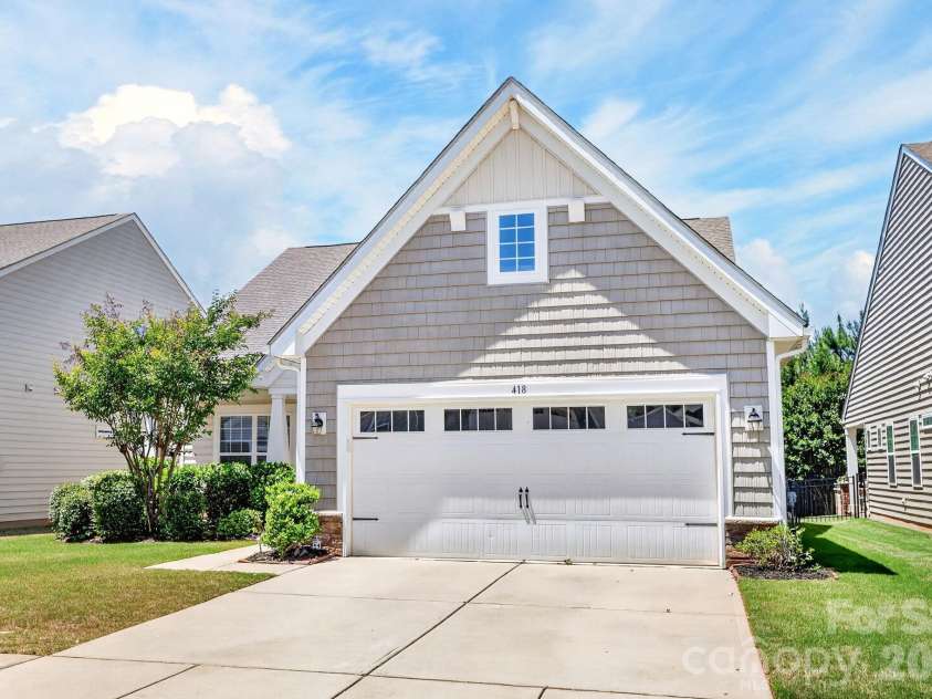 418 Brier Knob Drive, Fort Mill, SC 29715.  MLS# CAR4378773, YatesRealty ID 21778. 